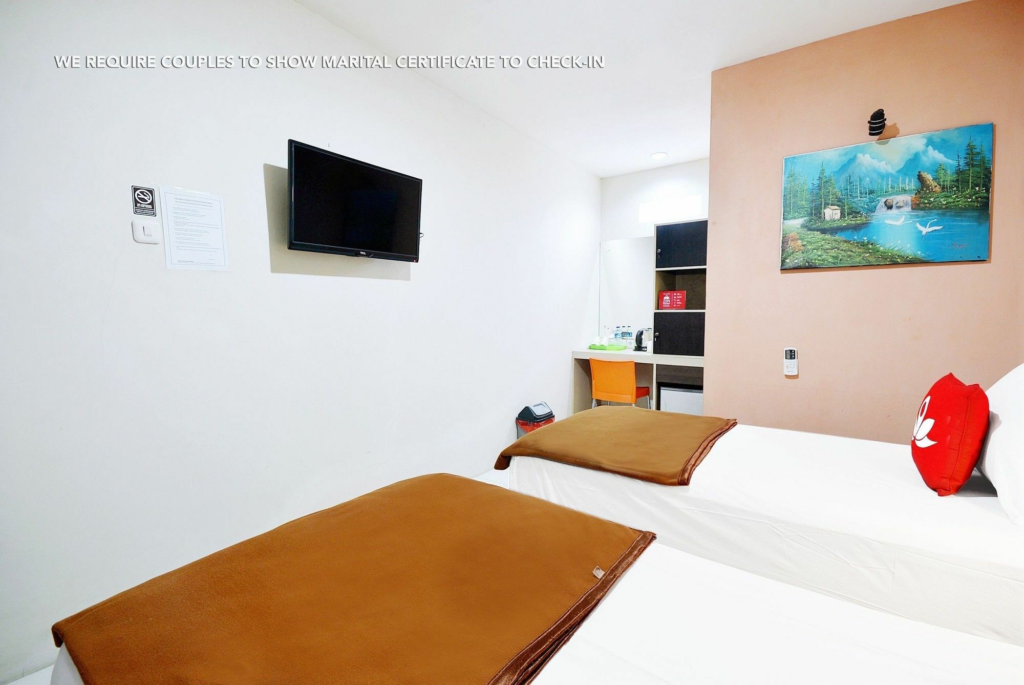 Zen Rooms Kuningan Syariah Jakarta Exterior foto